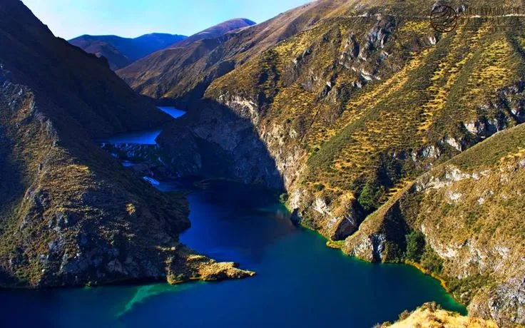 Tours en Huancaya: Laguna de Huallhua